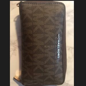 Micheal Kors Wallet